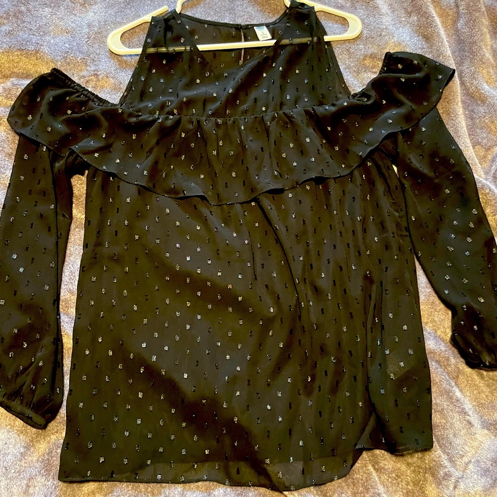 Black shoulder less blouse